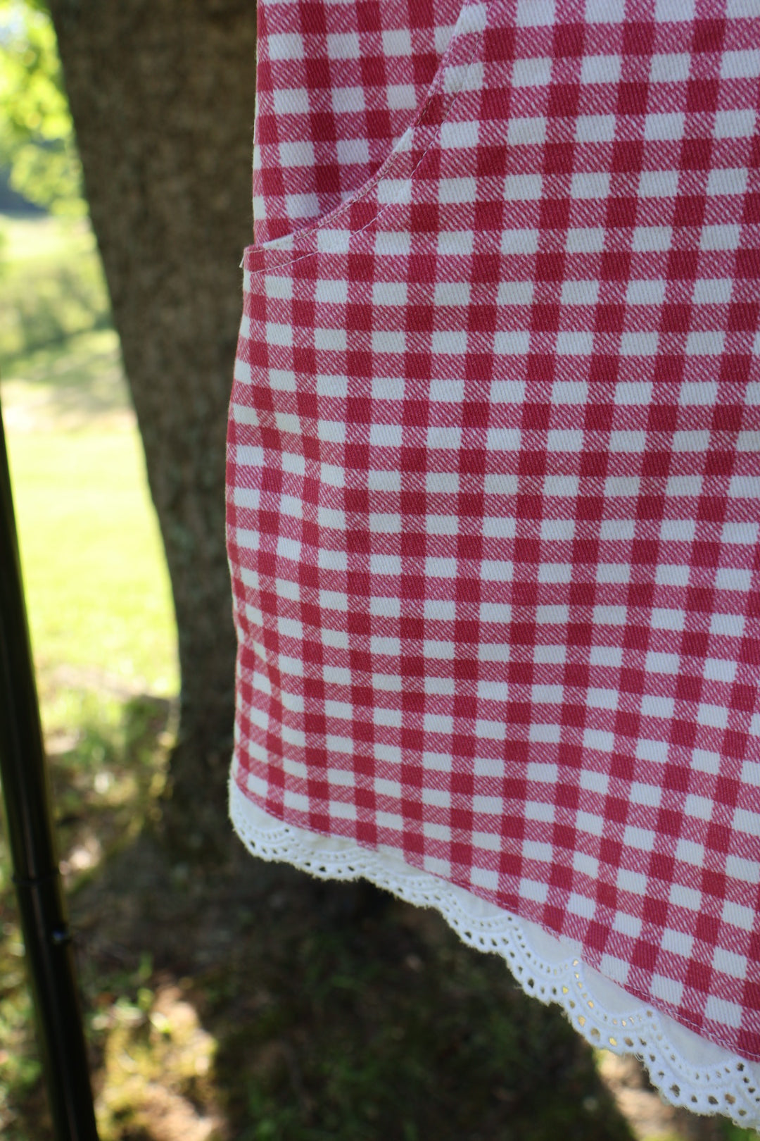 Low-Rise Cherry Pie Shorts