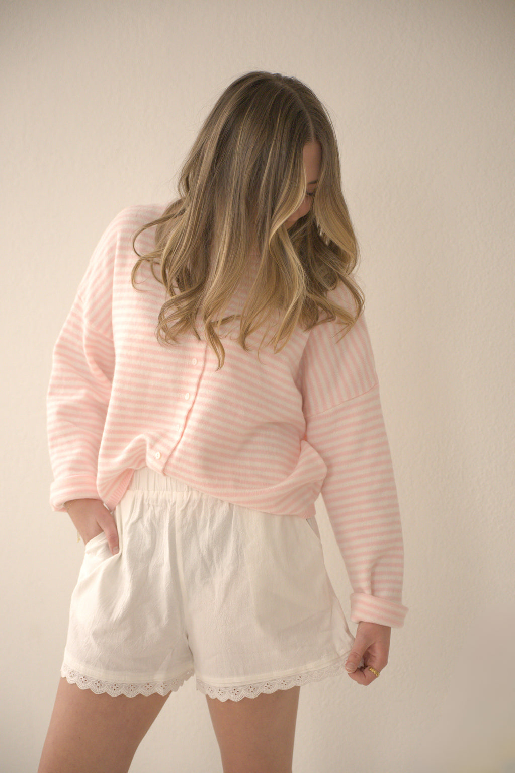 Walk in Light Linen Lace Shorts
