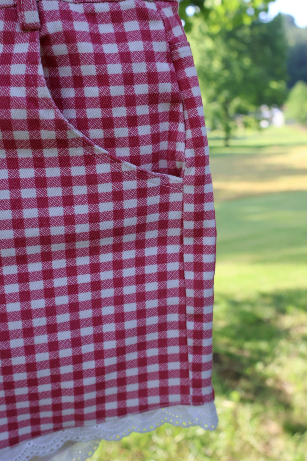 Low-Rise Cherry Pie Shorts