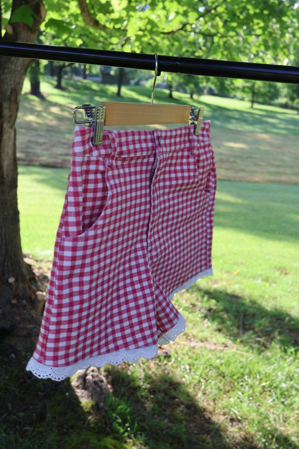Low-Rise Cherry Pie Shorts